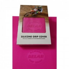 SELAB Silicone Grip Cover - Rosa - Originalet - Knottrigt sadelöverdrag med ett otroligt bra grepp i alla väder!      
