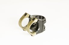 Renthal, V2 Apex. 35 x 40mm. Black/AluGold