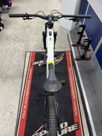 Husqvarna Mountain Cross MC 4