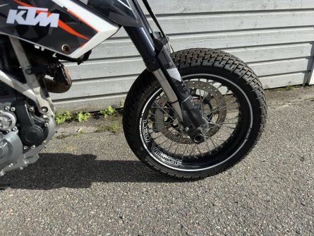 KTM 690 SMC
